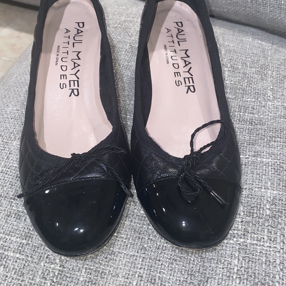 Paul Mayer Attitudes, black shoes size 6 1/2 B ,  leather,  made in Spain